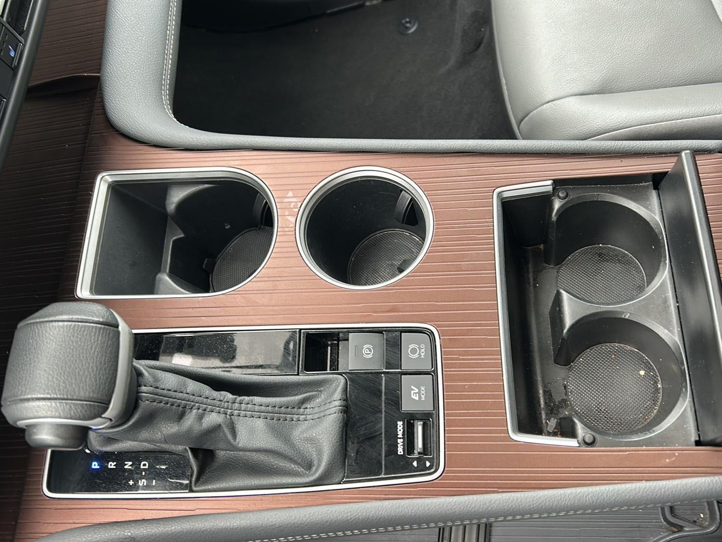 2024 Toyota Sienna Base