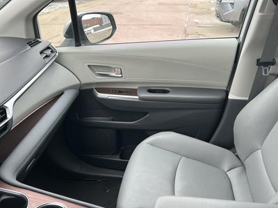 2024 Toyota Sienna Base