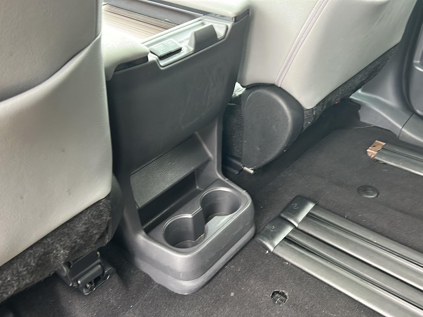 2024 Toyota Sienna Base