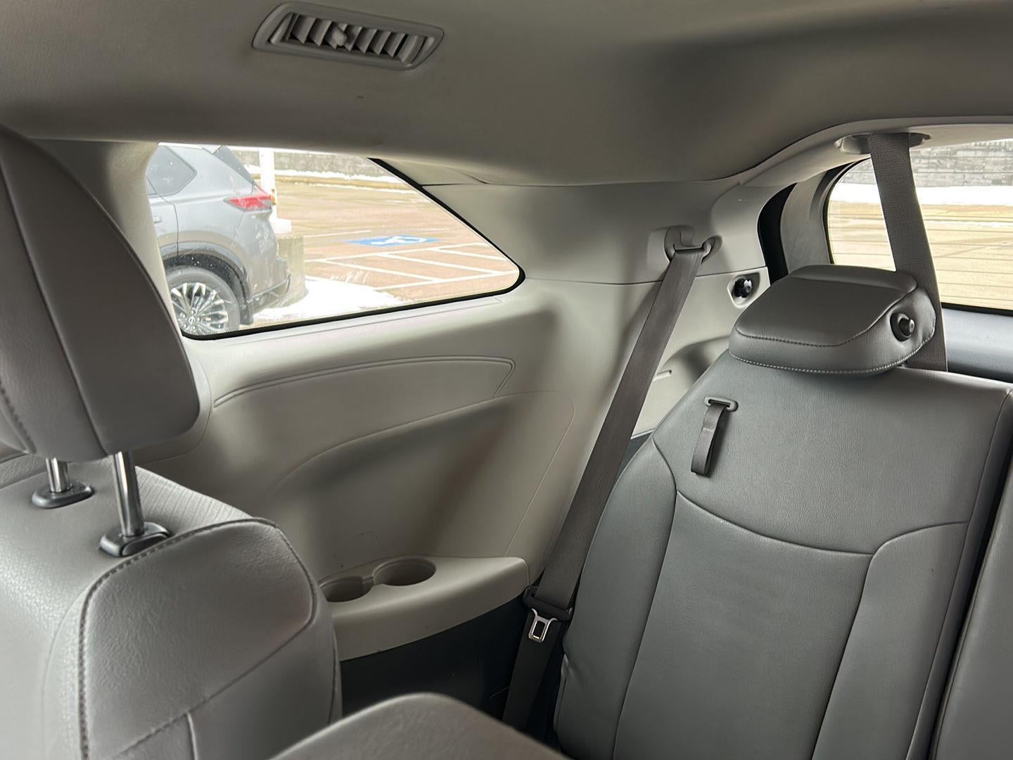 2024 Toyota Sienna Base