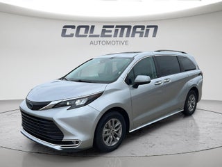 2024 Toyota Sienna XLE