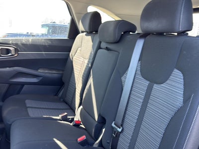 2023 Kia Sorento LX