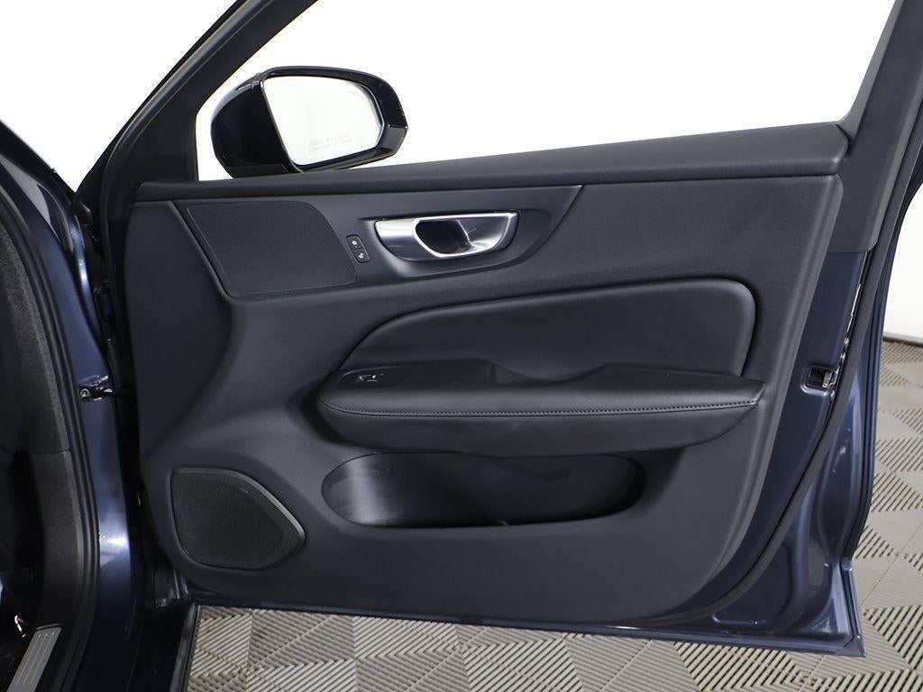 2024 Volvo S60 Core Dark Theme