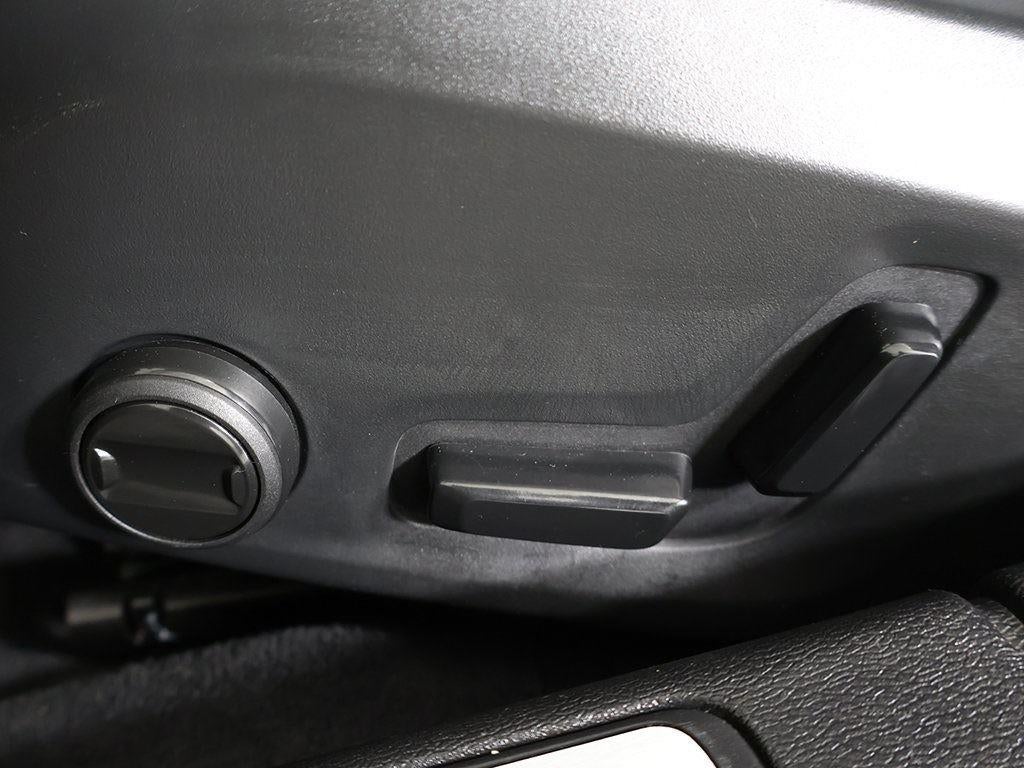 2024 Volvo S60 Core Dark Theme