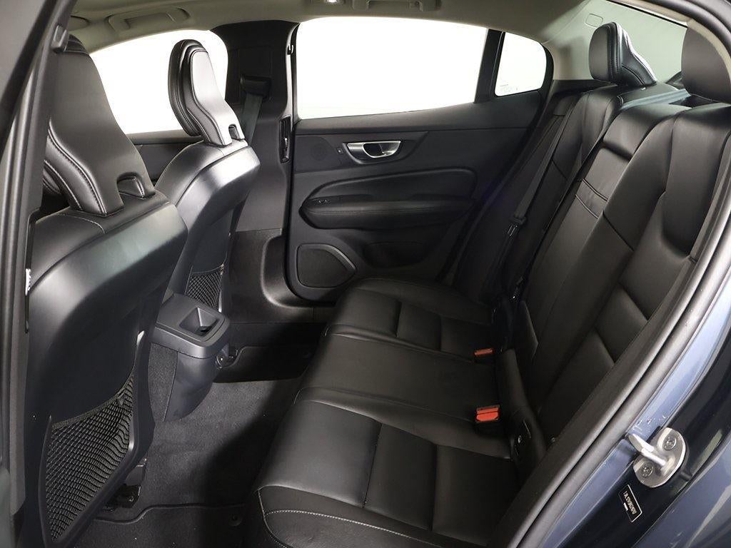 2024 Volvo S60 Core Dark Theme