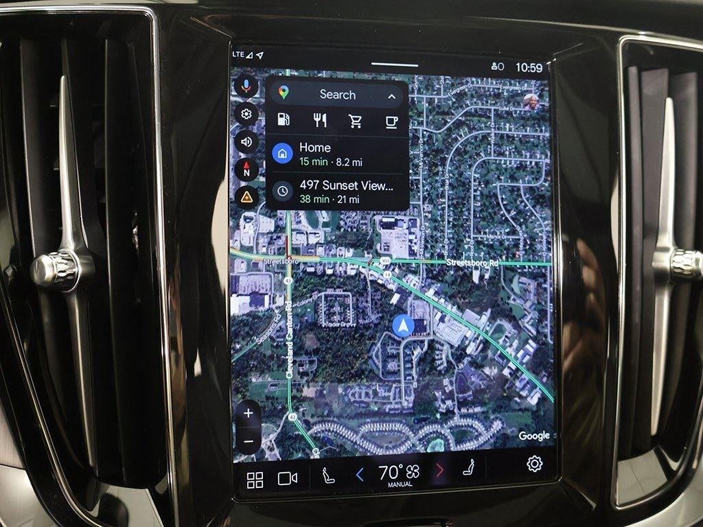 2024 Volvo S60 Core Dark Theme