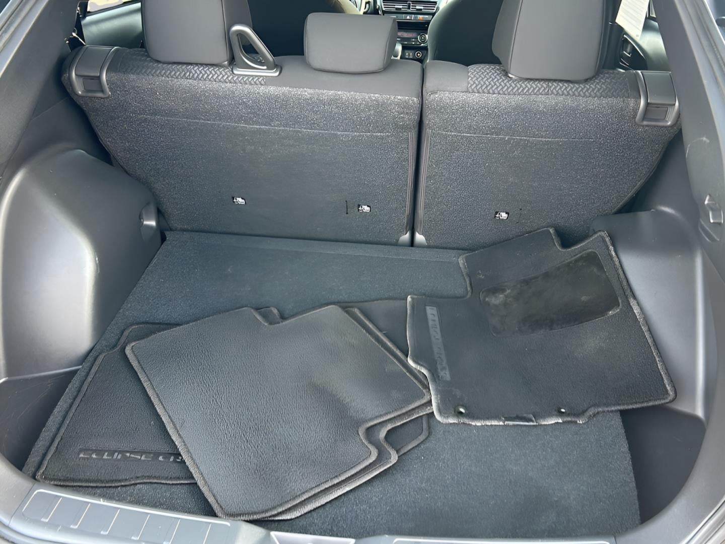 2024 Mitsubishi Eclipse Cross LE