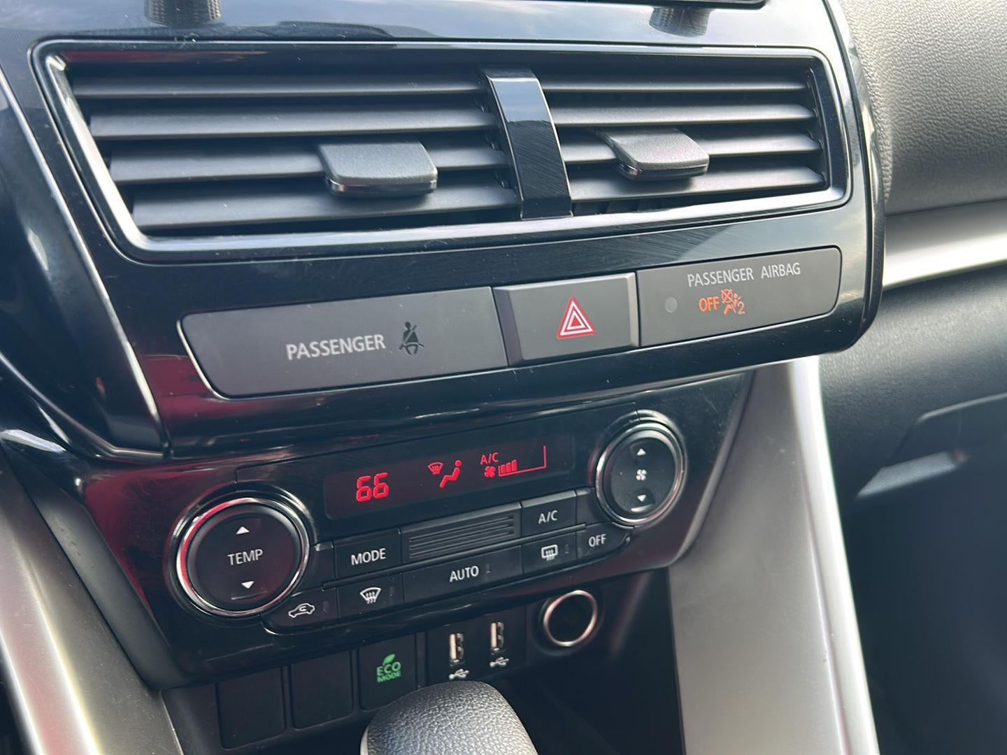 2024 Mitsubishi Eclipse Cross LE