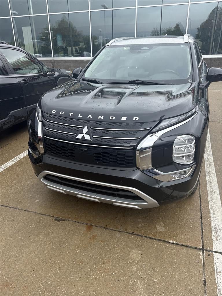 2024 Mitsubishi Outlander SEL Platinum Edition