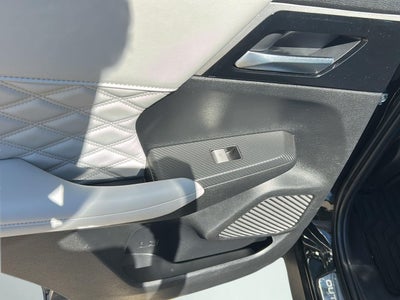 2024 Mitsubishi Outlander SEL Platinum Edition