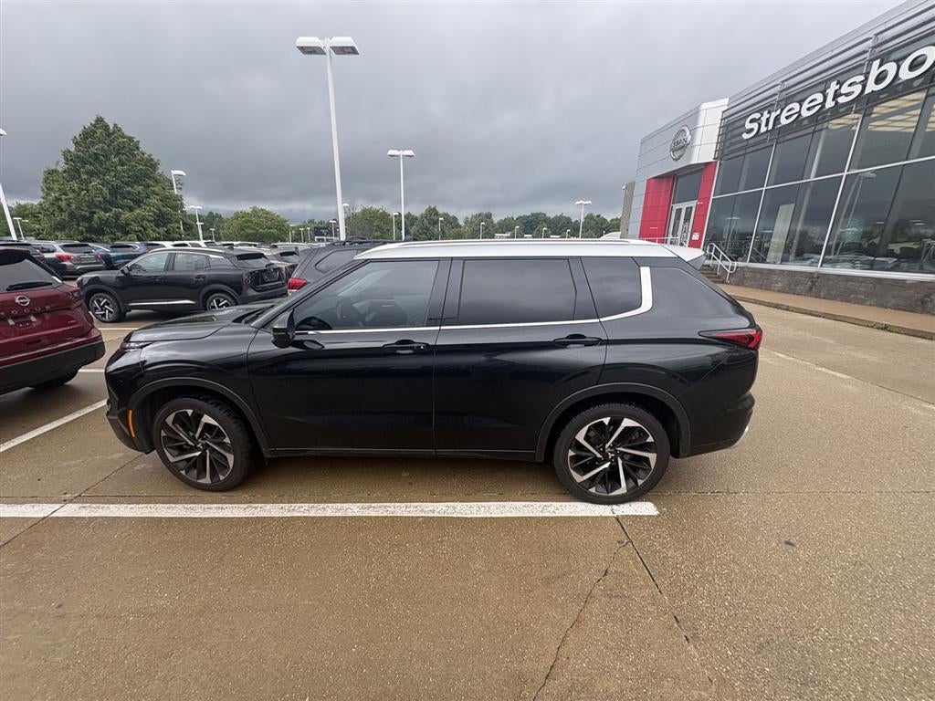 2024 Mitsubishi Outlander SEL Platinum Edition