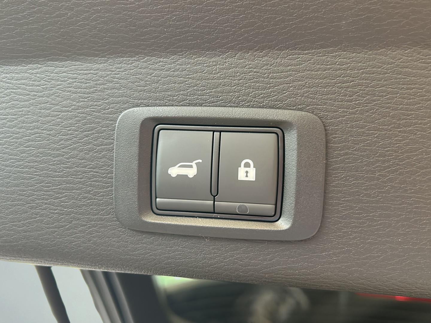 2026 Nissan Rogue Plug-In Hybrid Platinum