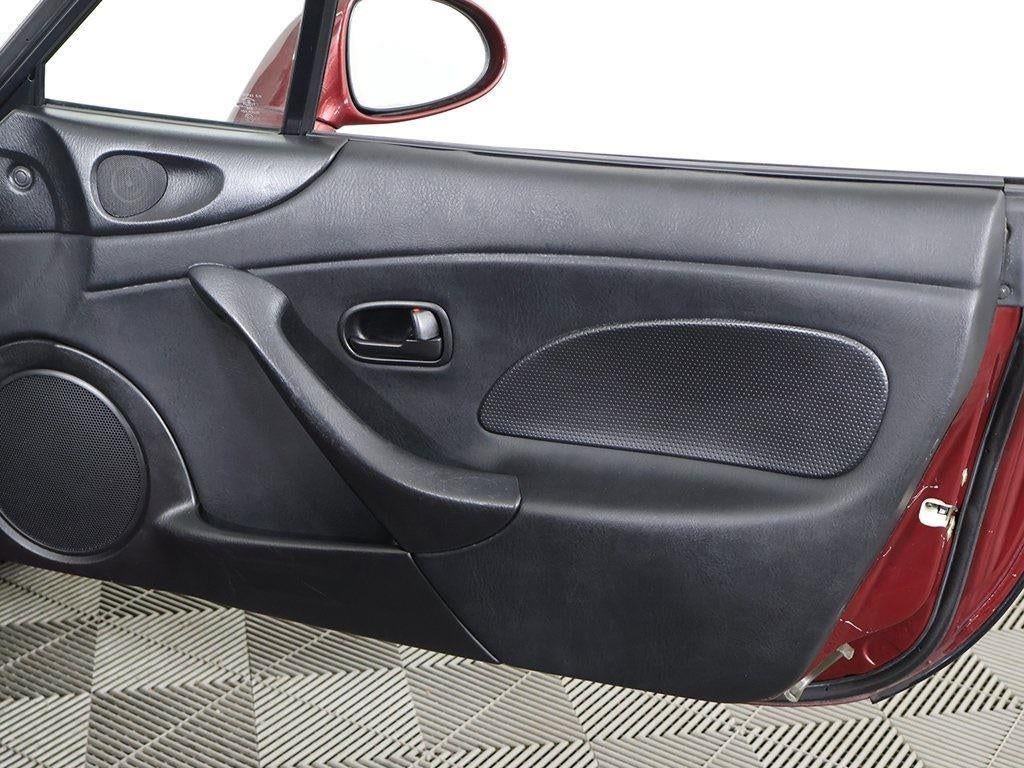 2003 Mazda Mazda Miata Base