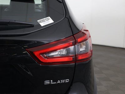 2022 Nissan Rogue Sport SL