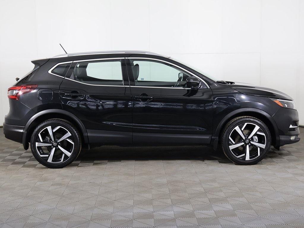 2022 Nissan Rogue Sport SL