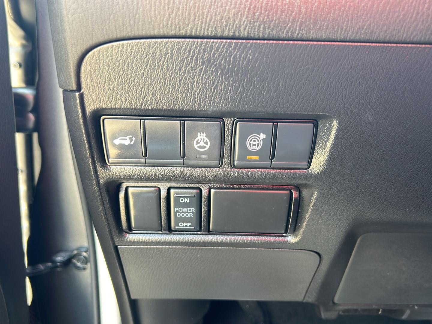 2024 Nissan Armada SL 13