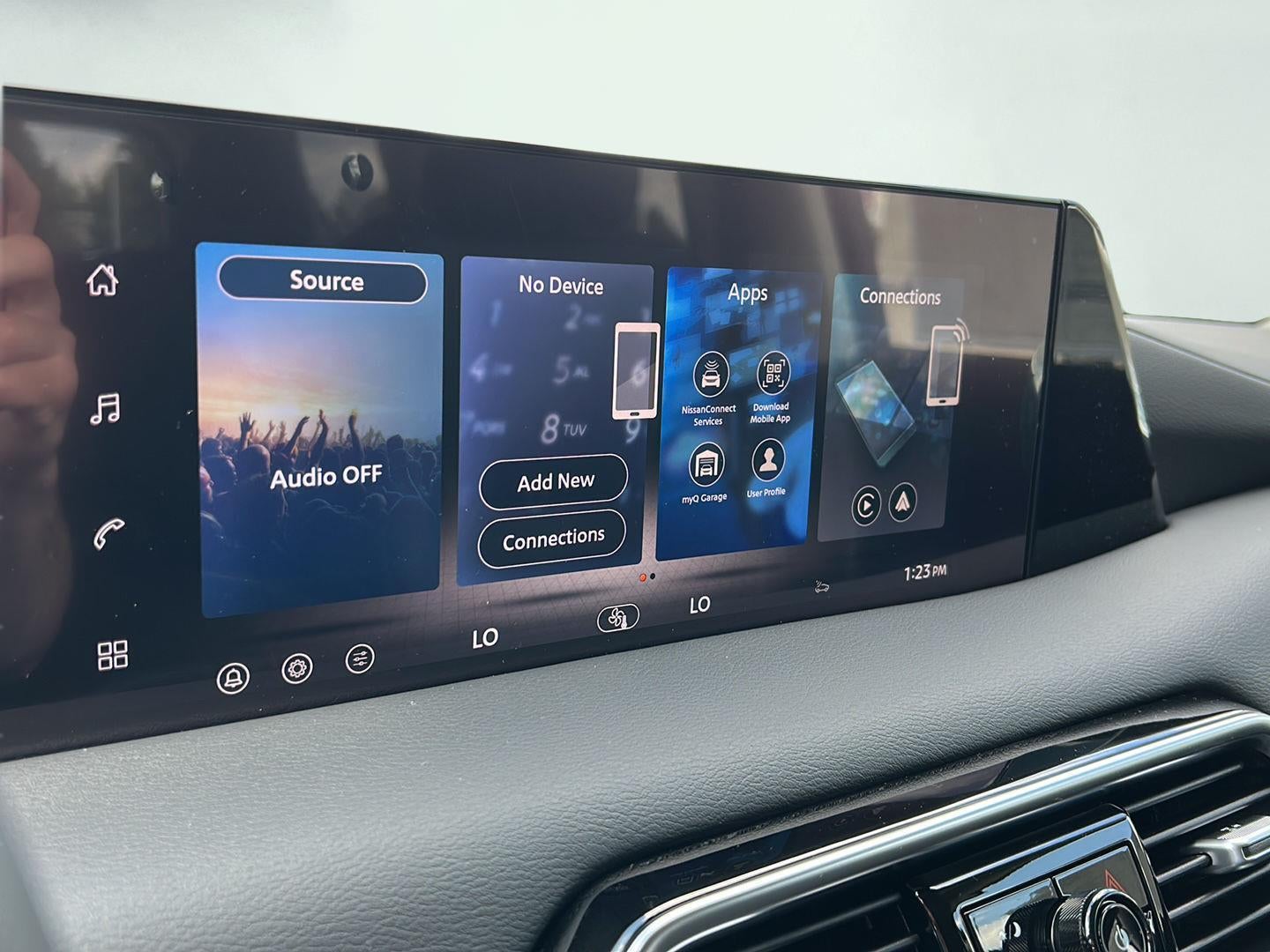 2026 Nissan Armada SV