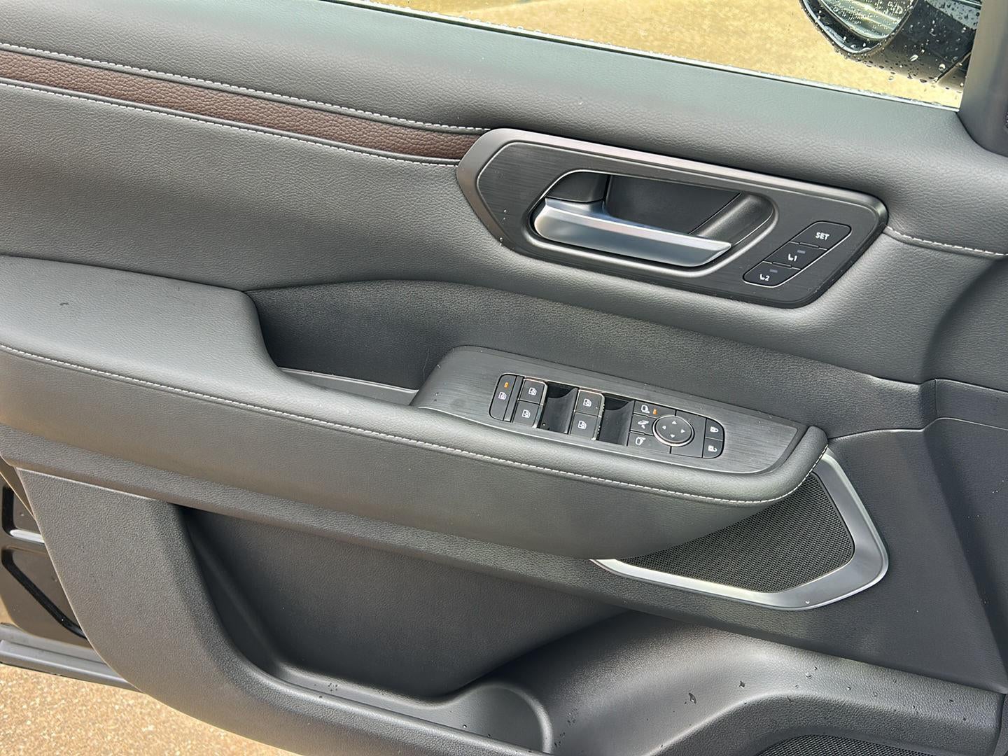 2026 Nissan N/A Platinum Reserve