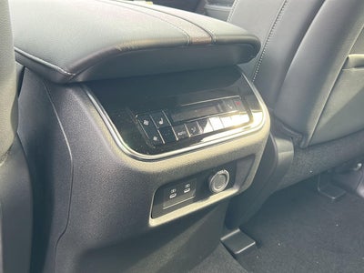 2026 Nissan N/A Platinum Reserve