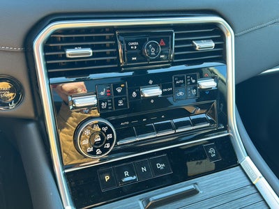 2025 Nissan Armada Platinum