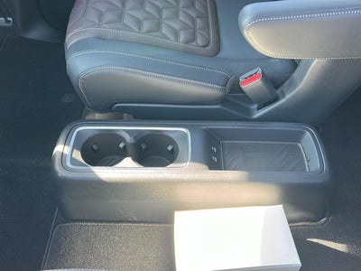 2025 Nissan Armada Platinum