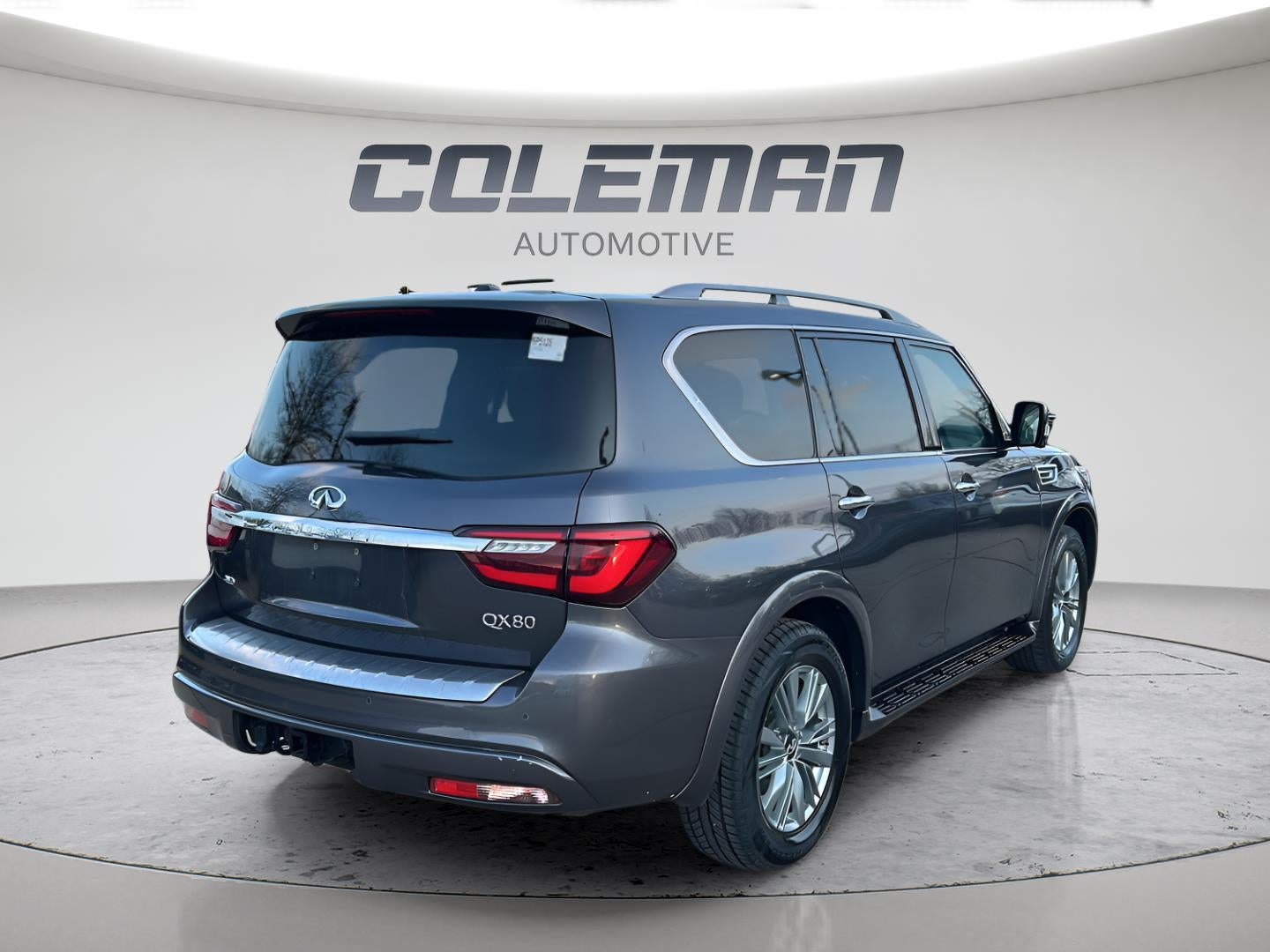 2024 INFINITI QX80 LUXE