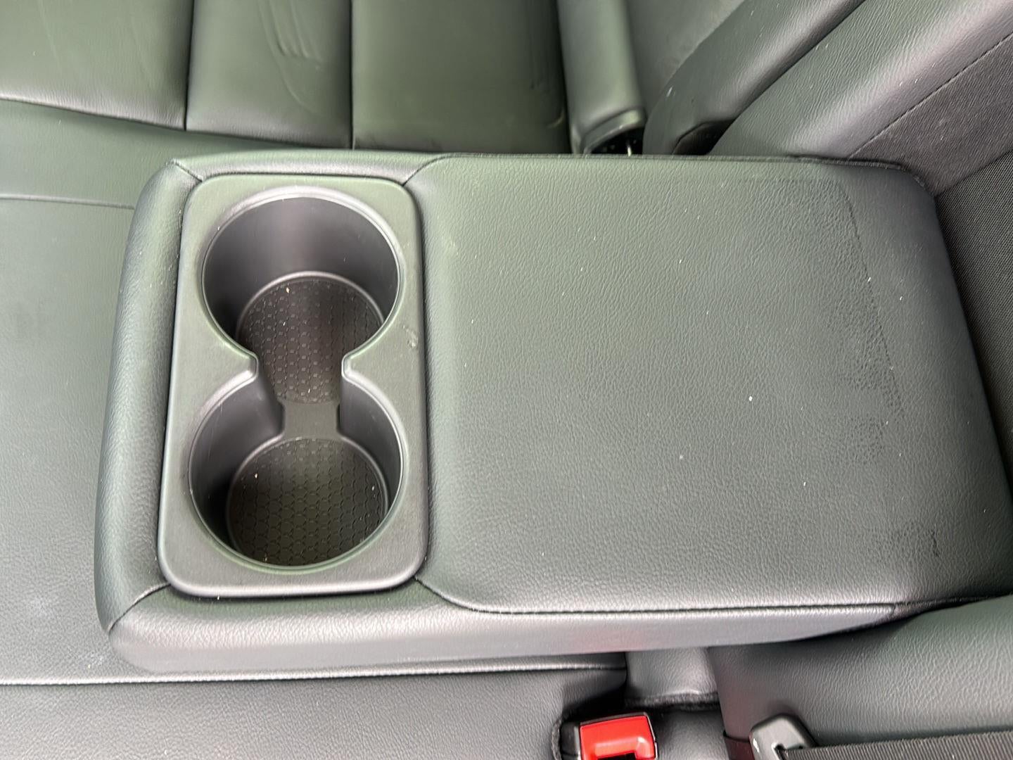 2023 Nissan Rogue SL 22