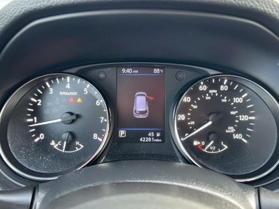 2019 Nissan Rogue SV