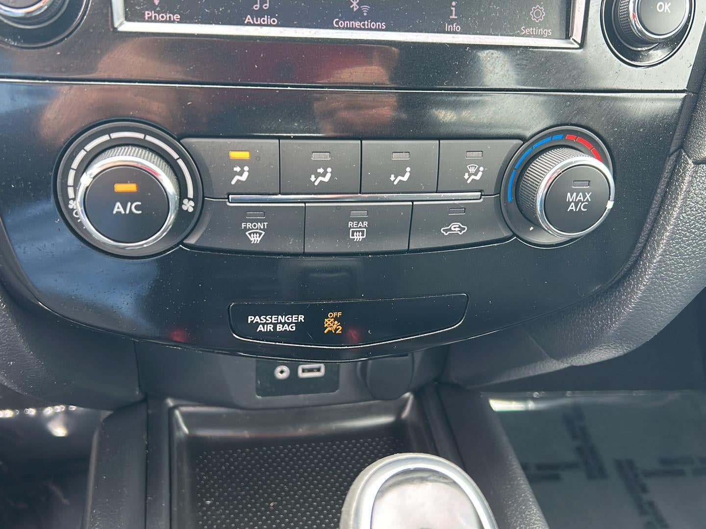 2019 Nissan Rogue S