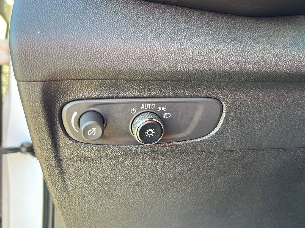 2023 Buick Envision Essence 17