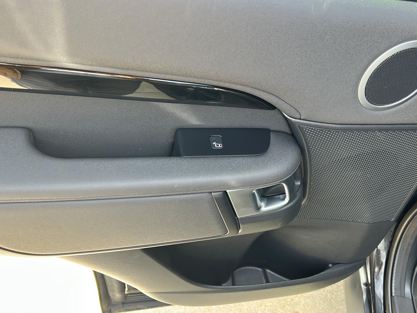 2020 Land Rover Discovery SE