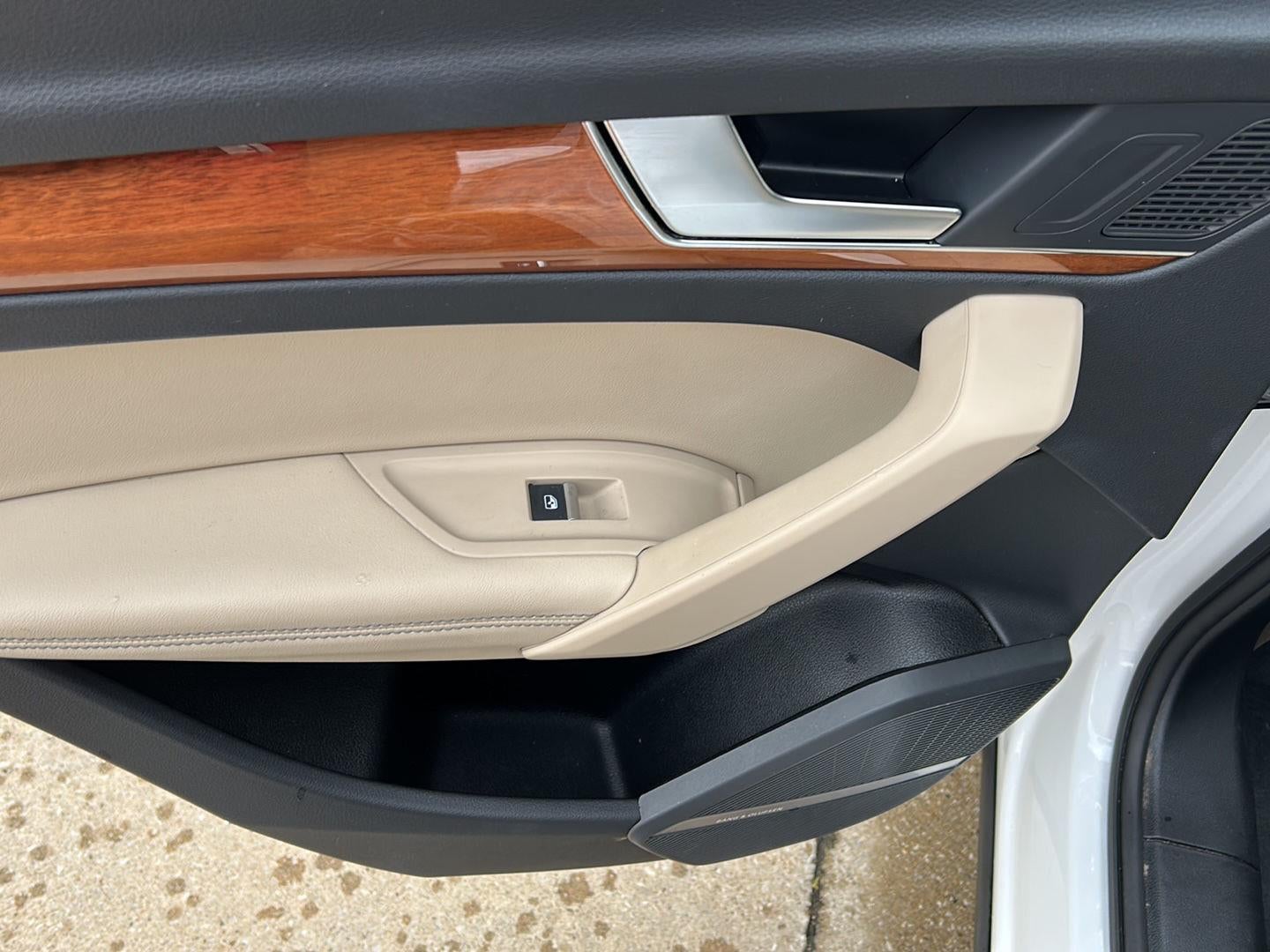 2023 Audi Q5 S line Premium Plus