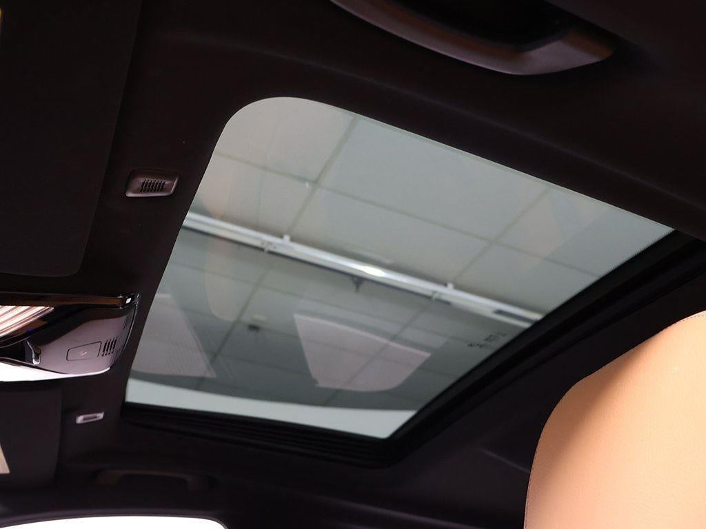 2022 BMW 5 Series M550i xDrive