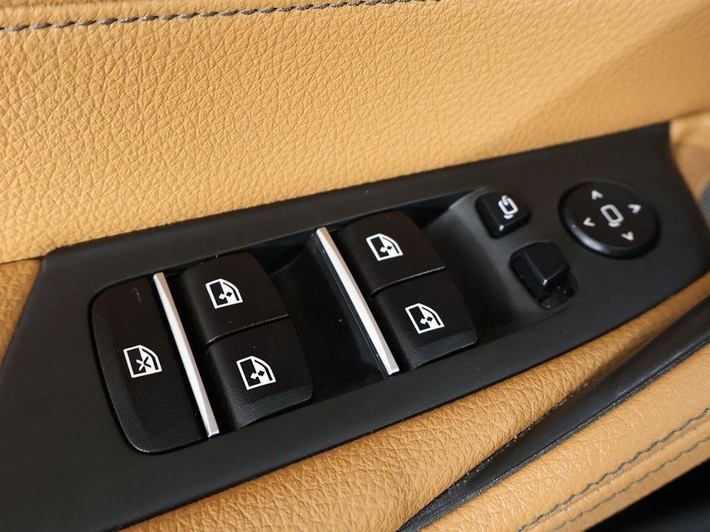 2022 BMW 5 Series M550i xDrive