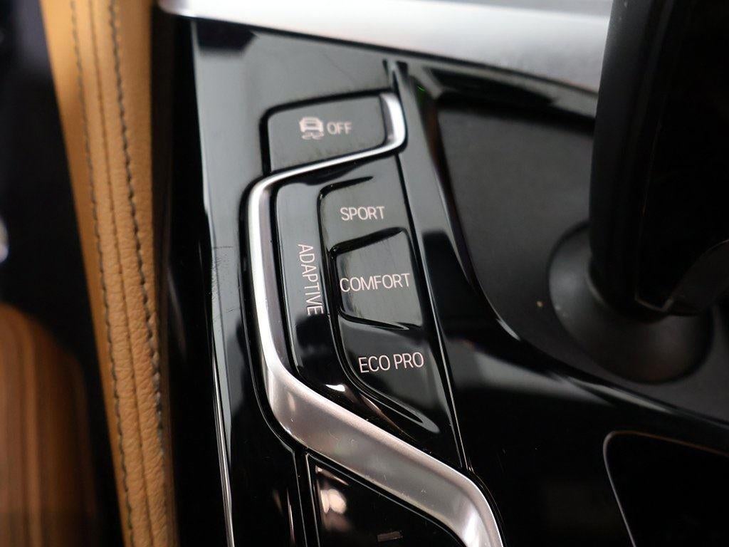 2022 BMW 5 Series M550i xDrive