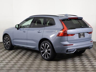 2024 Volvo XC60 Plus Dark Theme