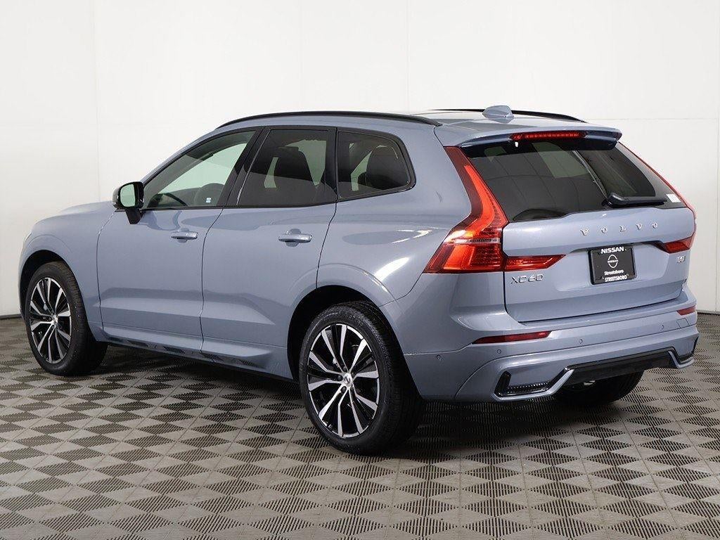 2024 Volvo XC60 Plus Dark Theme