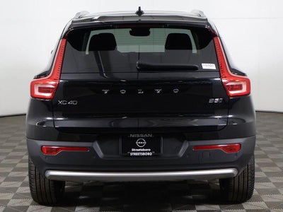 2023 Volvo XC40 Plus Bright Theme