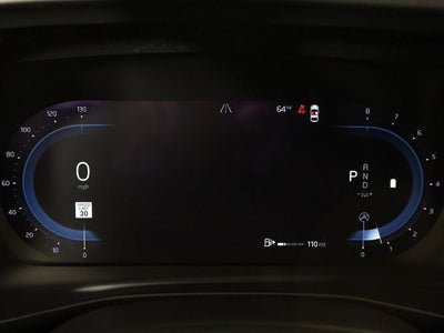 2023 Volvo XC40 Plus Bright Theme