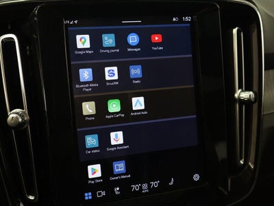 2023 Volvo XC40 Plus Bright Theme