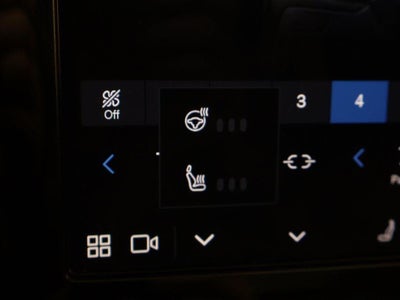 2023 Volvo XC40 Plus Bright Theme